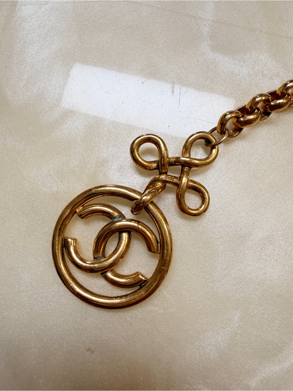 CHANEL Vintage 93P CC Logo Chain Belt Accessory Gold Metal Charm - Picture 8 of 11